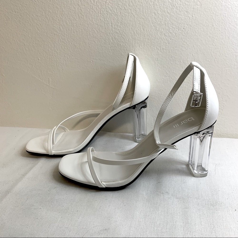 LIKE NEW Bar III White Strappy Heeled Sandals Clear Plastic Heels (Size 8)
